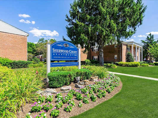 Sherwood Court Apartments property